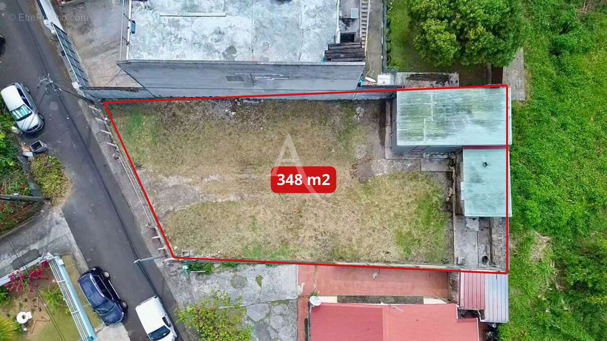 Terrain à FORT-DE-FRANCE