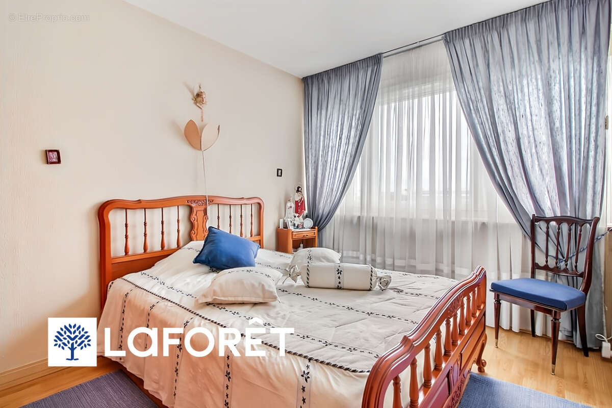 Appartement à RIS-ORANGIS