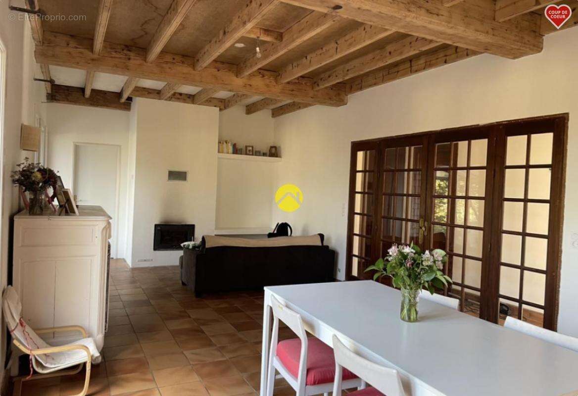 Maison à SAINTE-ALVERE