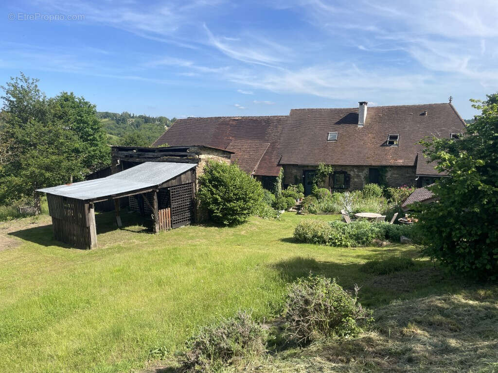 Entre Brive et limoges, 10 mn accès autoroute A20, petite hameau calme - photo 3