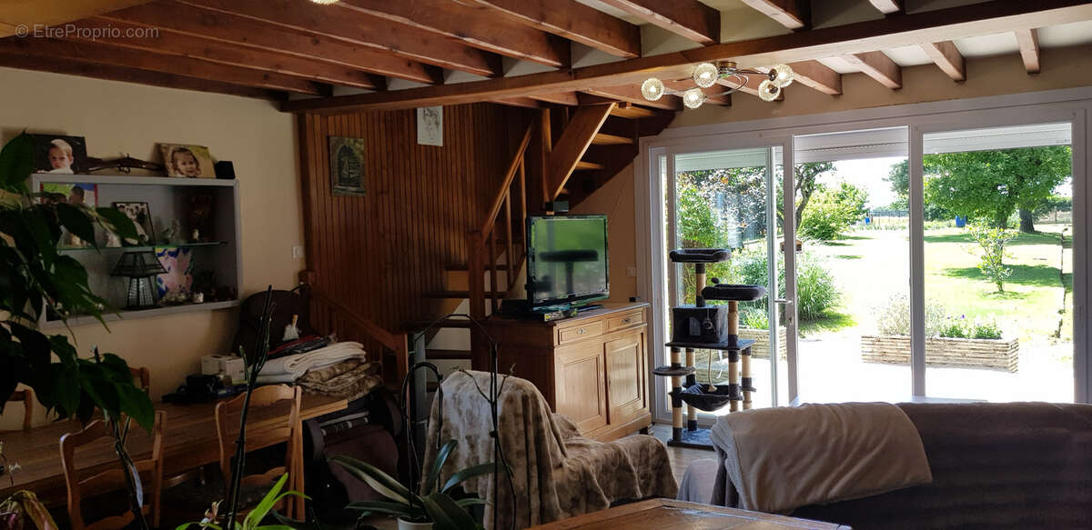 Maison à ARCES-DILO