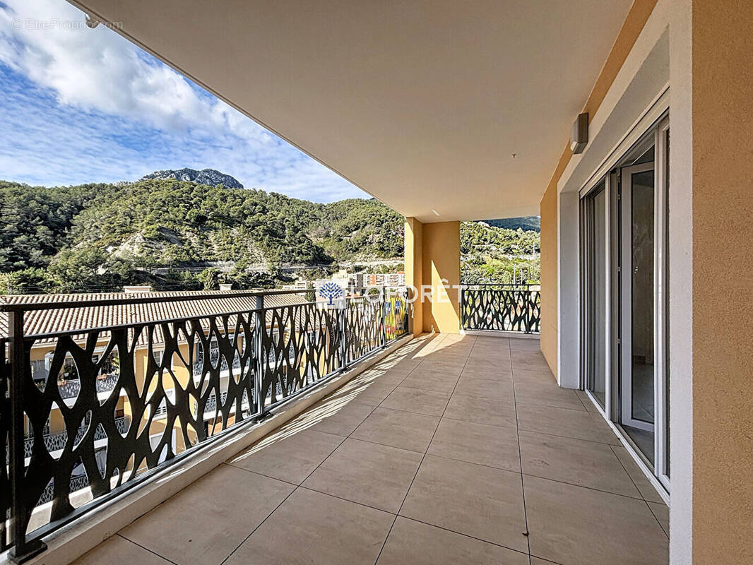 Appartement à MENTON