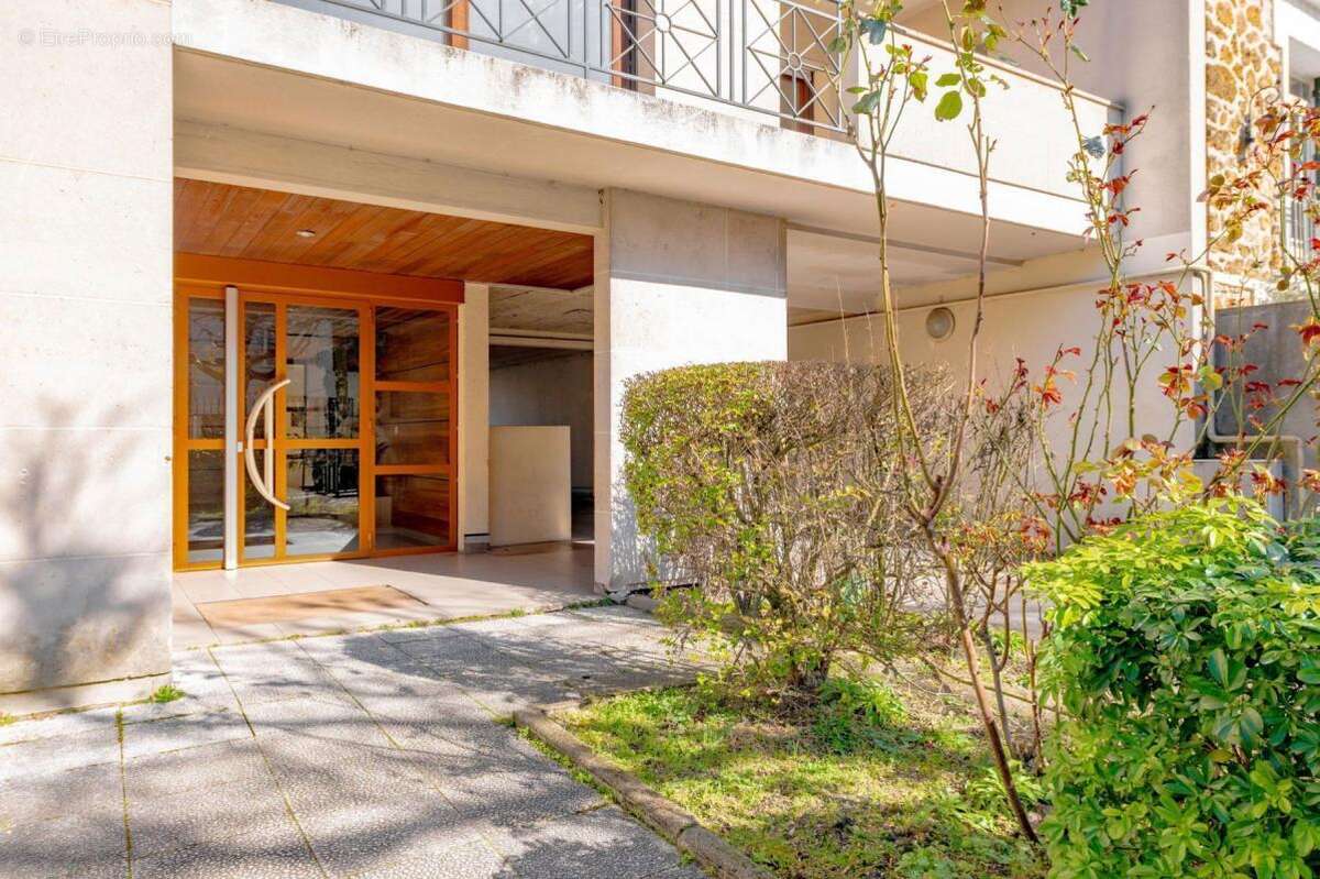 Appartement à LE RAINCY