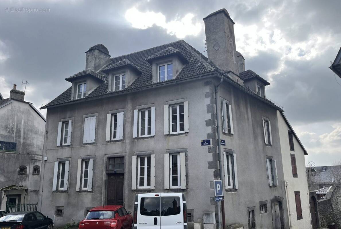 Appartement à MAURIAC