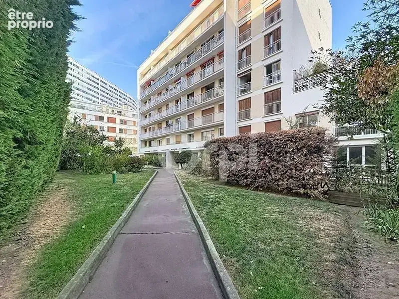 PARIS 15ème Studio 36 m² Balcon sur Jardin Calme complet - photo 6