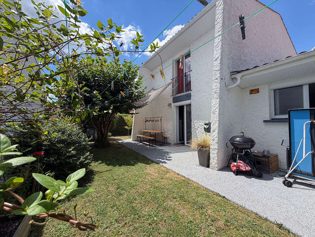 Charmante maison - 4 chambres - Garage - photo 3