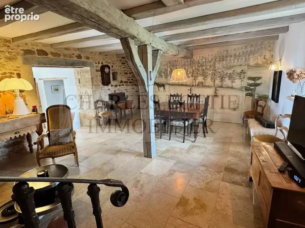 Somptueuse maison de maître avec gîte, dépendances et piscine naturelle - photo 15