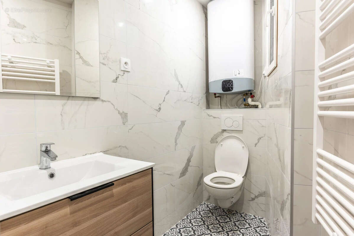 Appartement à PARIS-19E