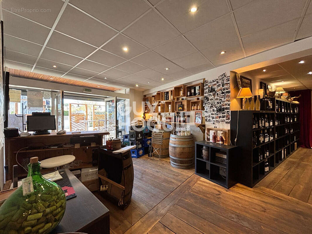 Commerce à LIT-ET-MIXE