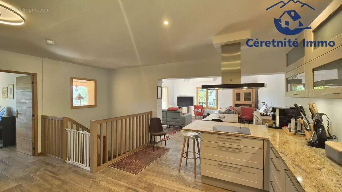 Maison à SERRALONGUE