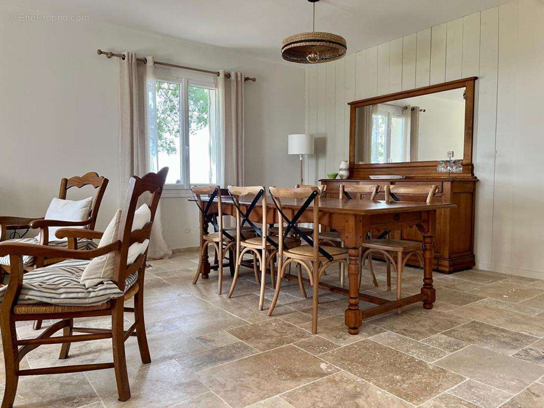 Maison à LAMOTHE-LANDERRON