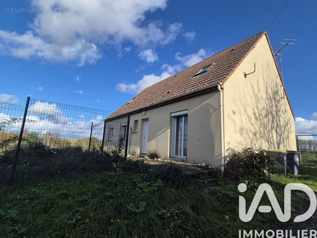 Photo 2 - Maison à BLENNES