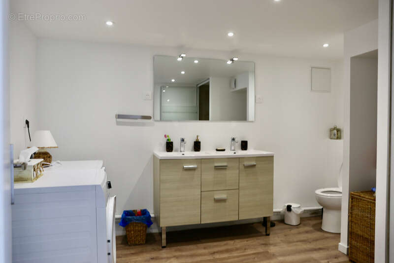 Maison à vendre à VILLERS ALLERAND (51), une maison principale sur deux niveaux, un logement indépendant, une piscine extérieure - photo 19