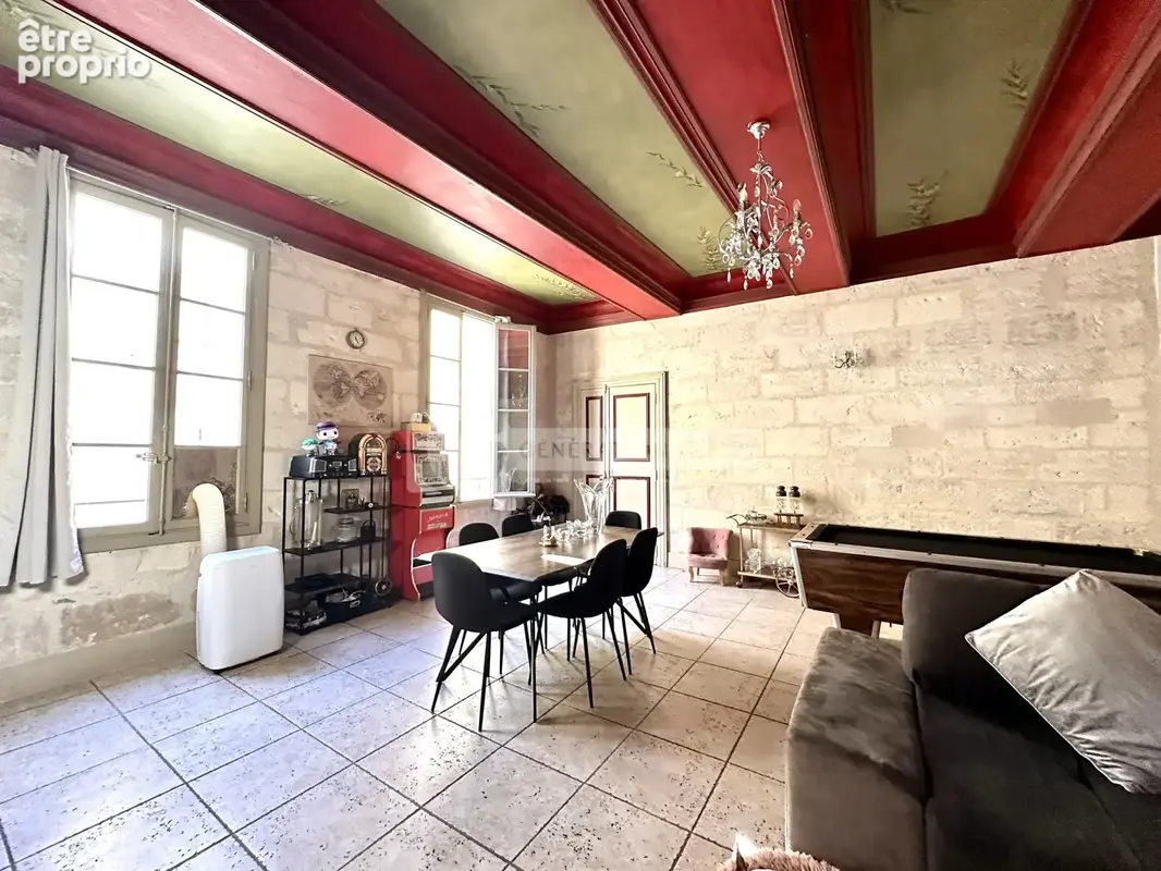 Appartement de charme de 110 m² à Beaucaire - photo 1