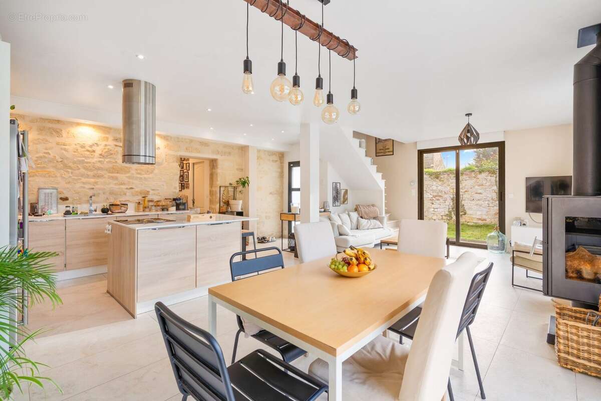 Maison à MAGNY-EN-VEXIN