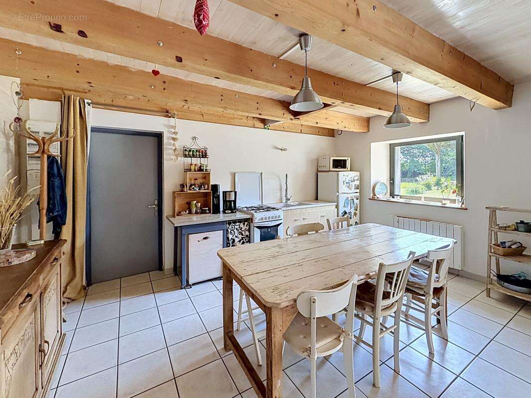 Maison 75 m² à Ploudiry  - photo 3