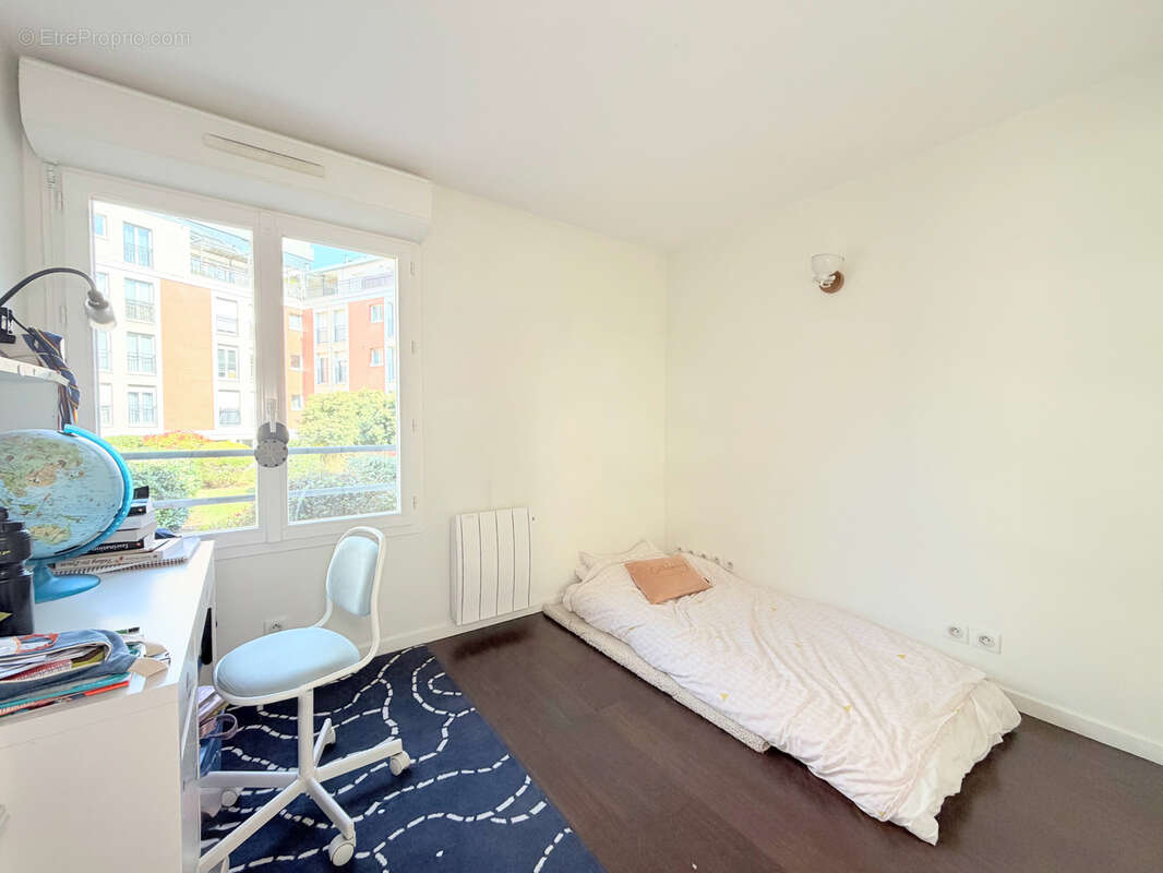 Appartement à SURESNES
