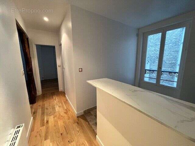 Photo 2 - Appartement à PARIS-7E