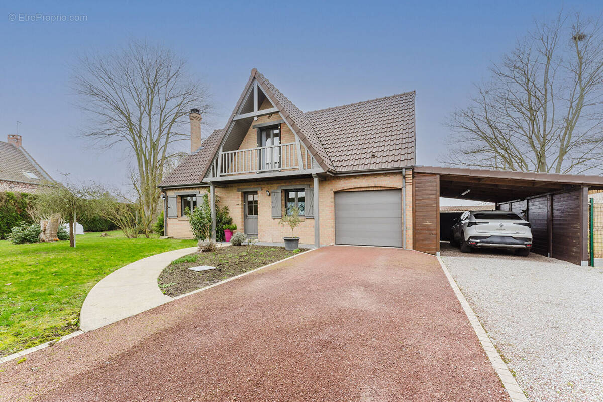 Maison à RAIMBEAUCOURT