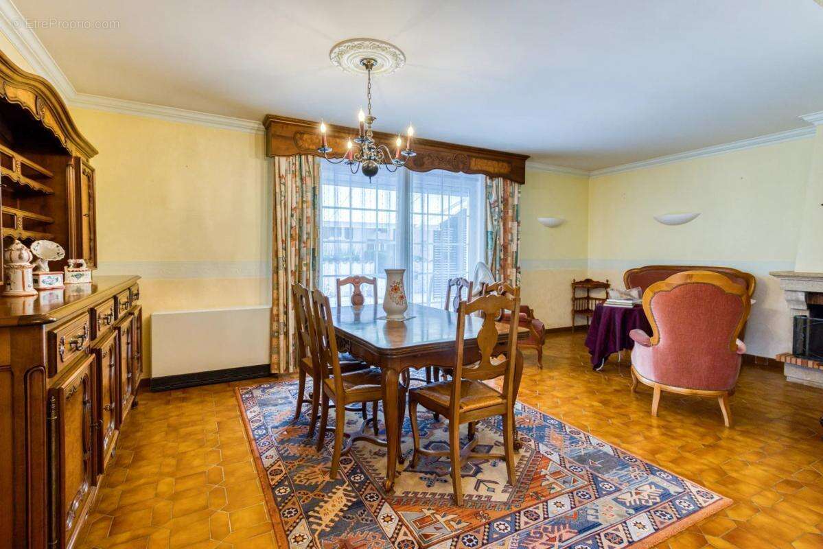 Maison à BOURG-EN-BRESSE