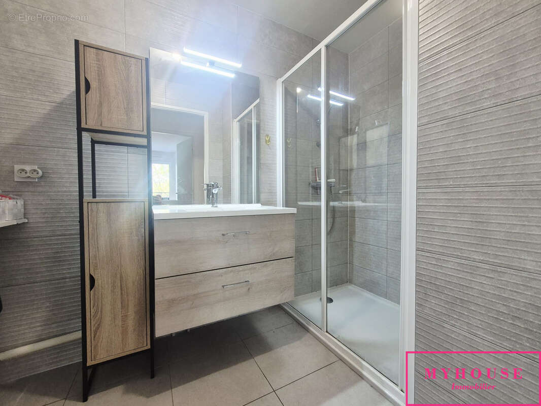 Appartement à BAGNEUX