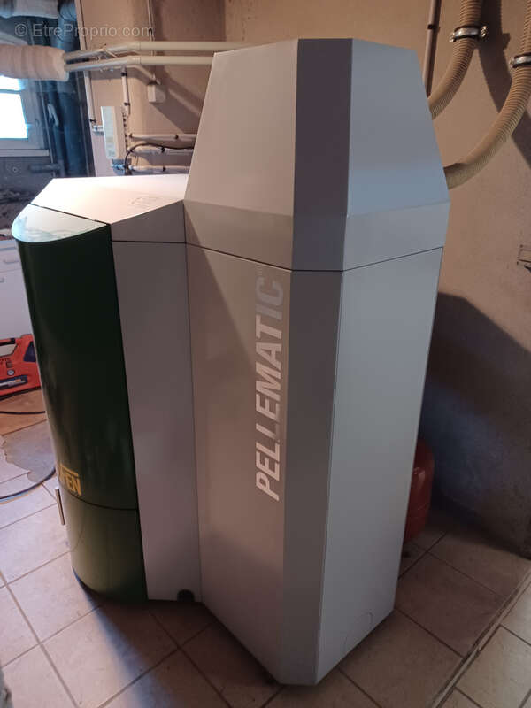 Maison à SAINT-MARTIN-DES-CHAMPS