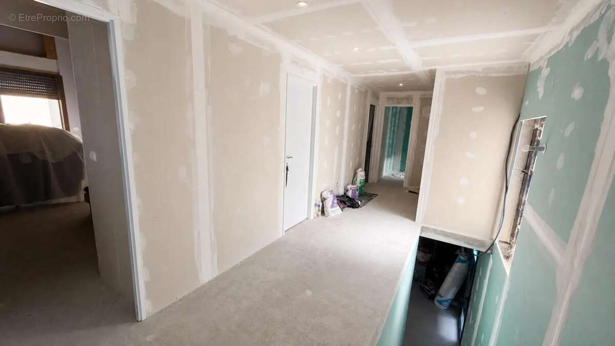 Maison de 5 pièces de 263 m² à Villeurbanne - photo 14