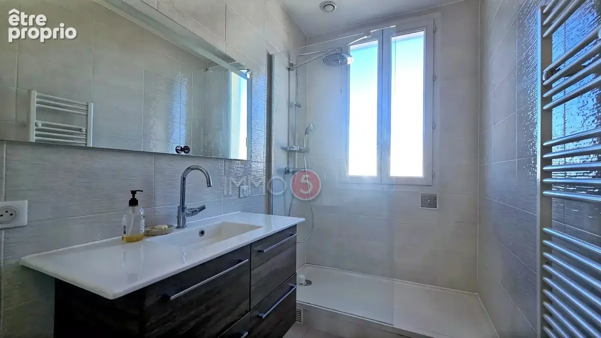 Appartement 3 pièces 69 m² à vendre à Le Raincy (93340) - photo 8