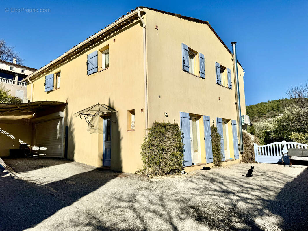 Maison à FAYENCE