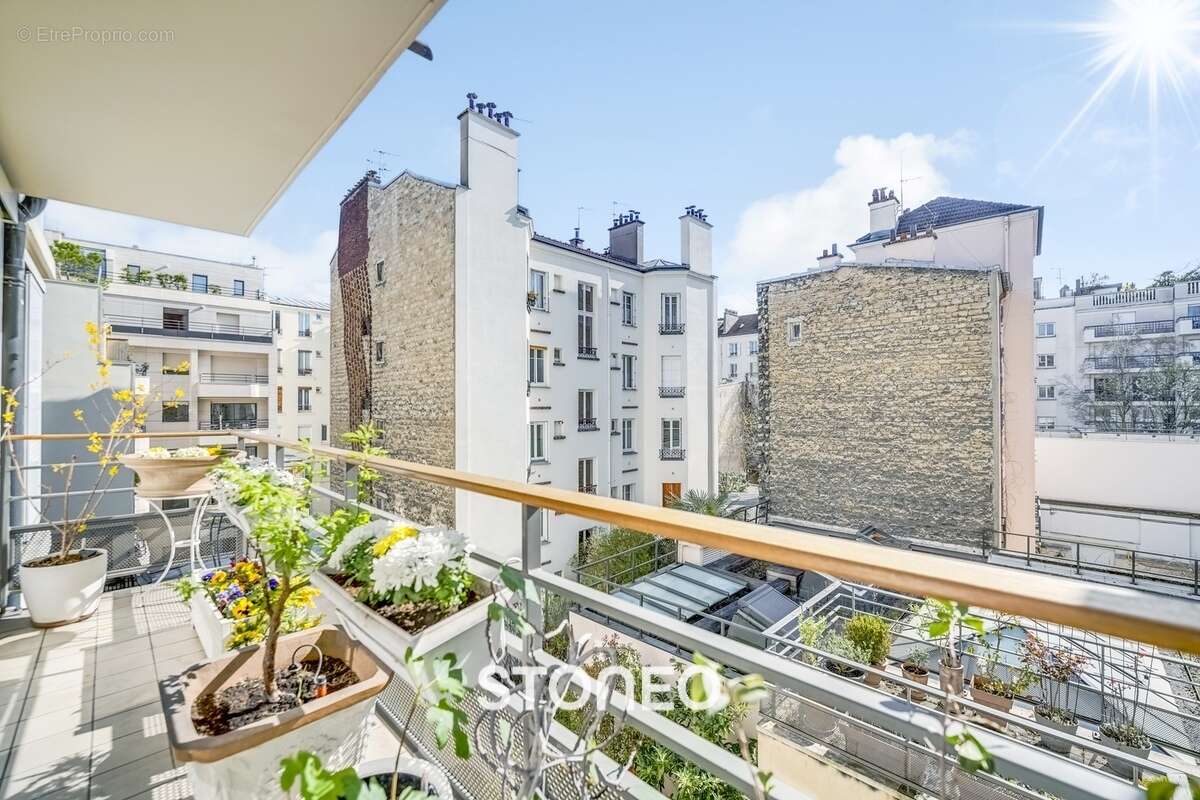Appartement à LEVALLOIS-PERRET