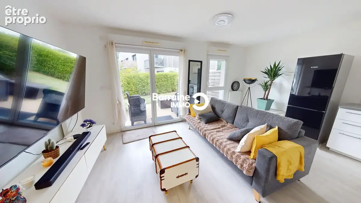 A vendre  le relecq-kerhuon   t3   residence recente   jardin   terrasse   parking - photo 1