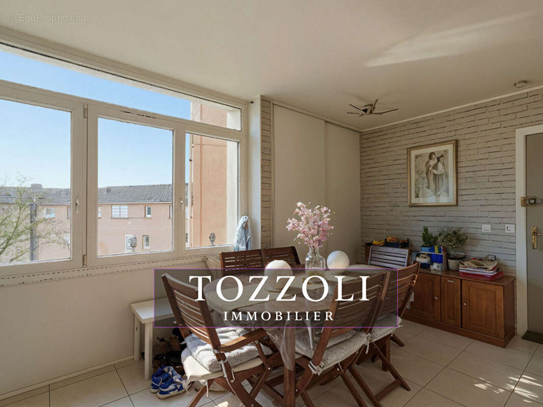 Appartement à VILLEFONTAINE