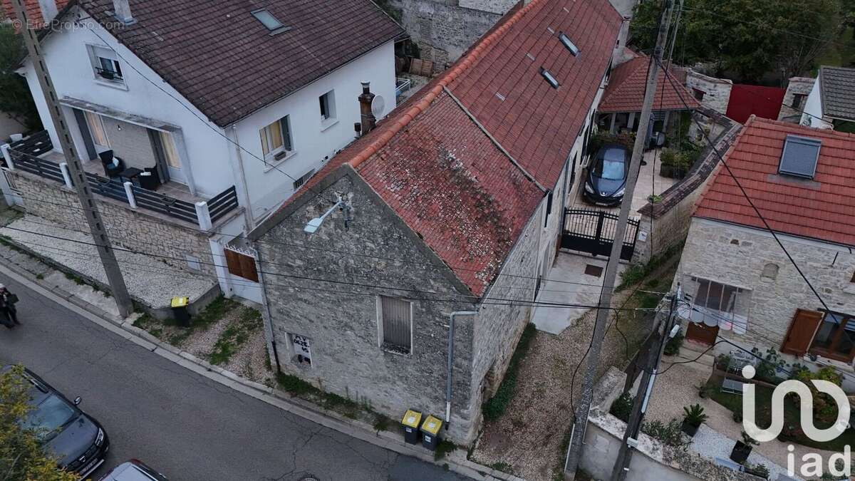 Photo 4 - Maison à JUZIERS