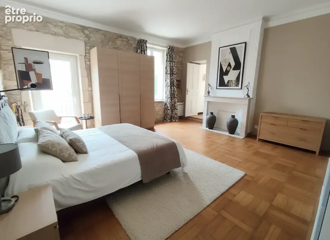 Nîmes, Secteur Cadereau / Bas Kennedy - Belle maison T6 avec jardin et dépendances - photo 5