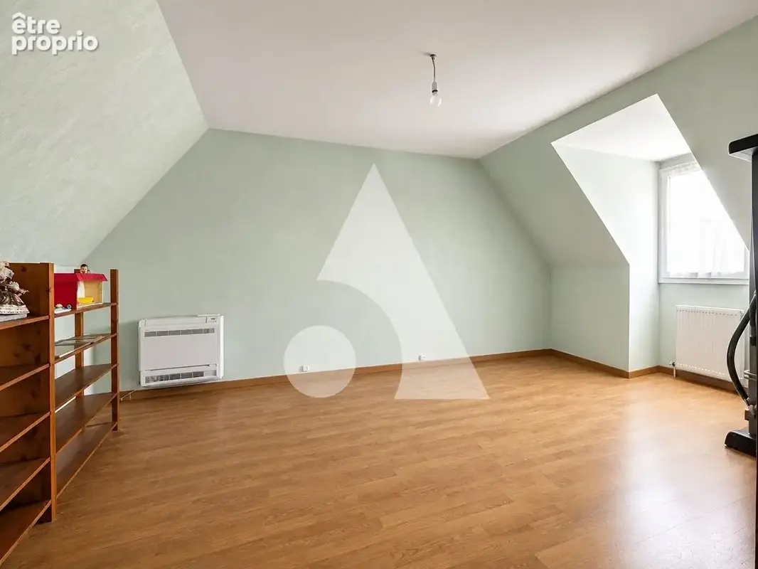 Maison 125 m² - rafraichissement a prévoir - 5 min gare - photo 13