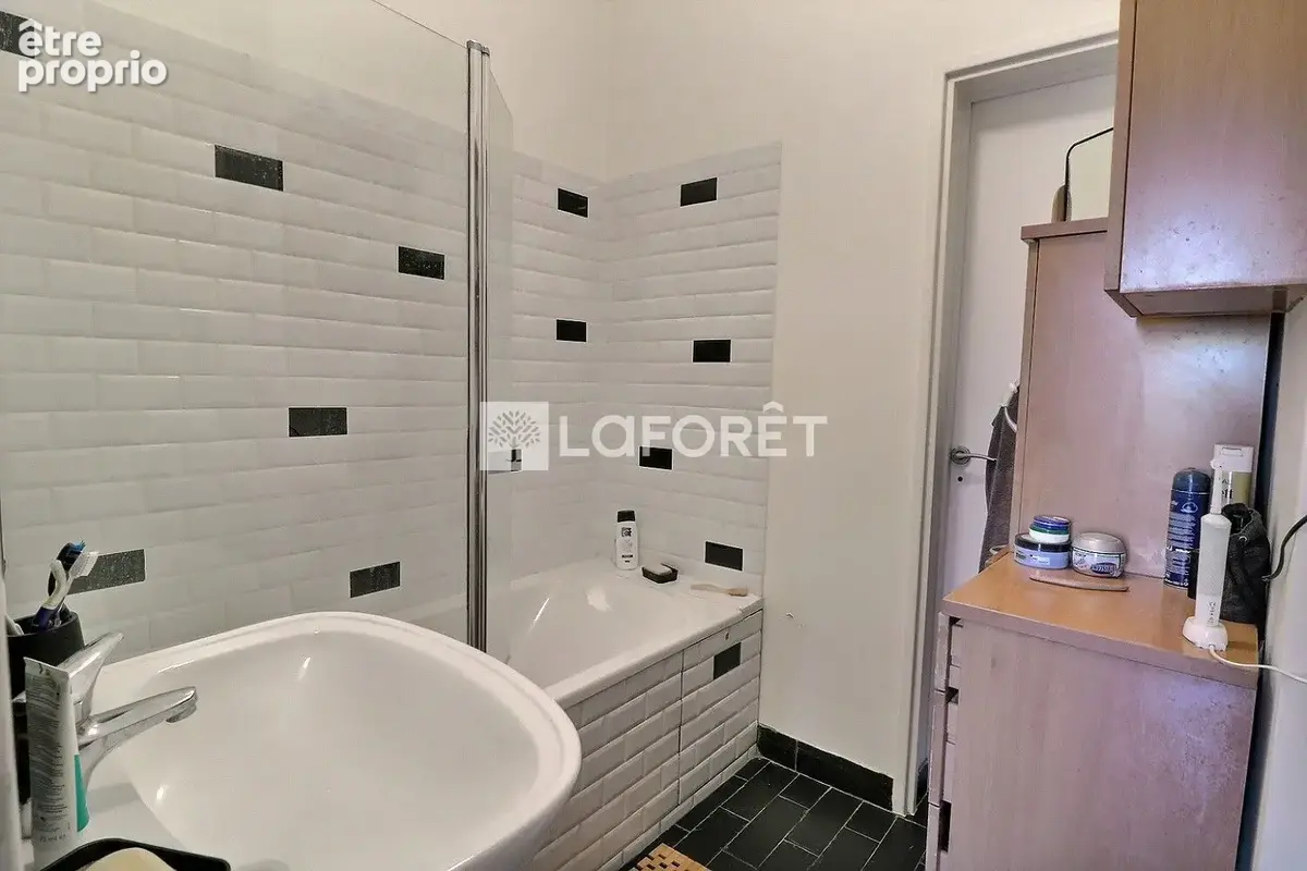 Appartement Rueil Malmaison 3 pièce(s) 66 m2 - photo 14