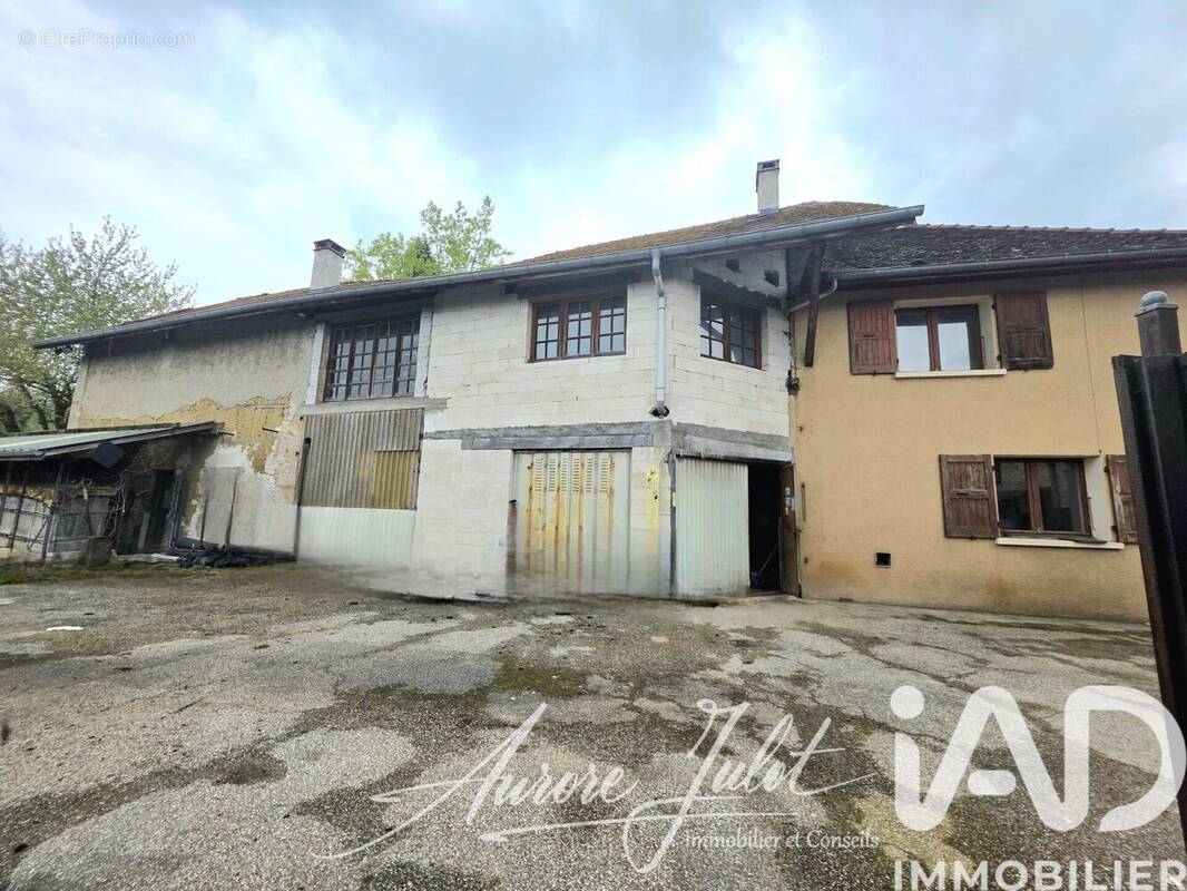 Photo 1 - Maison à ATTIGNAT-ONCIN