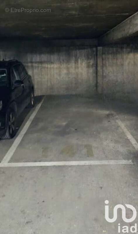 Photo 9 - Parking à PUTEAUX