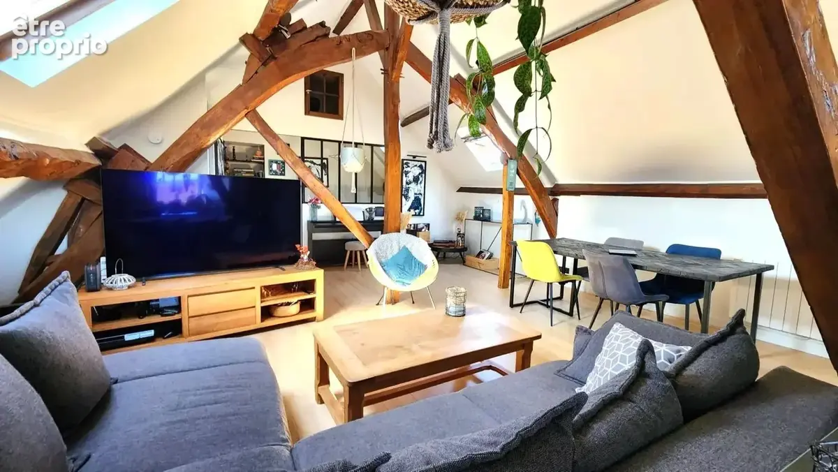 Appartement à BEYNES