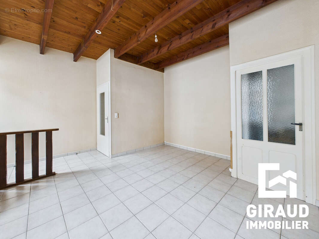 Maison à MOUILLERON-EN-PAREDS