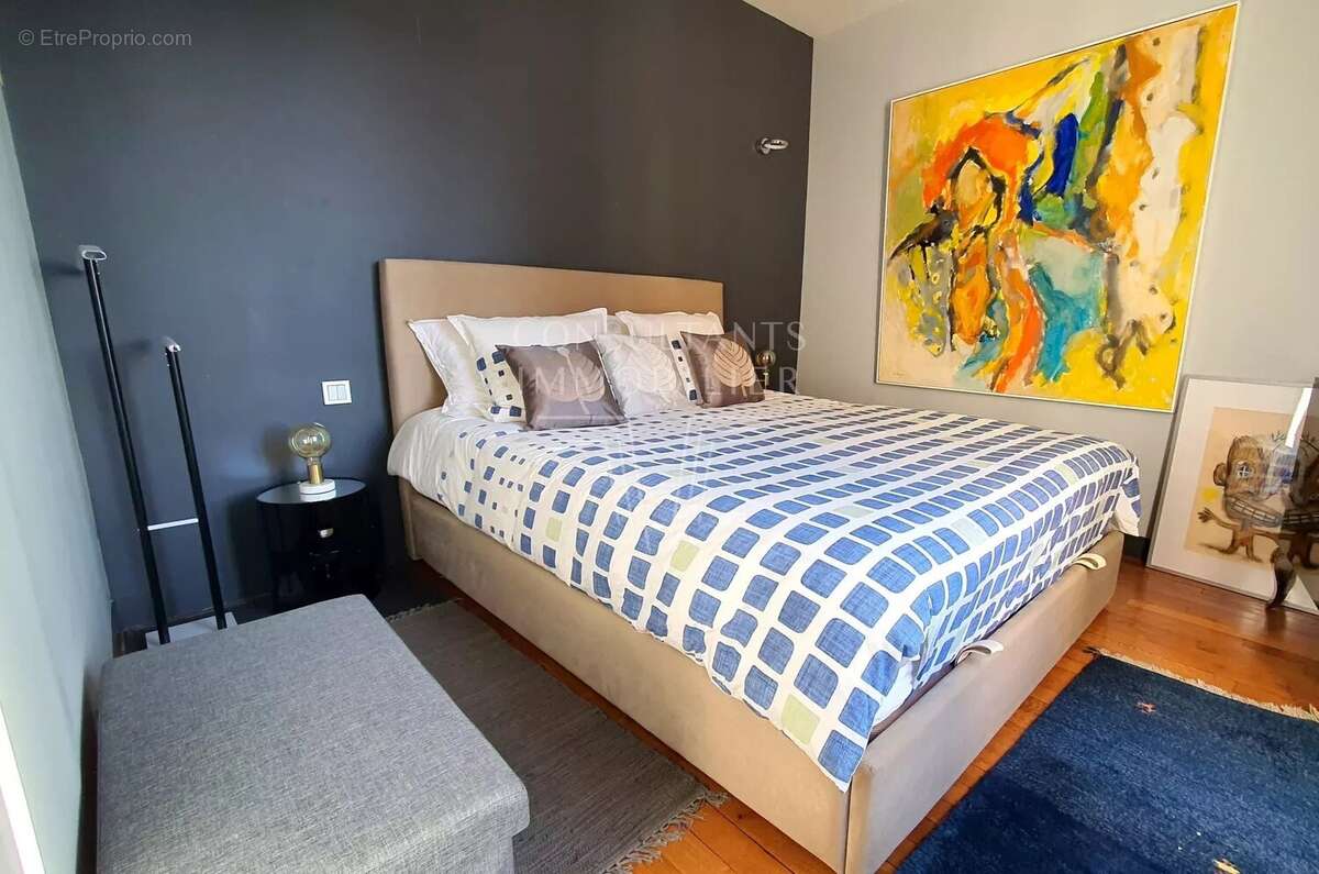 Appartement à PARIS-14E