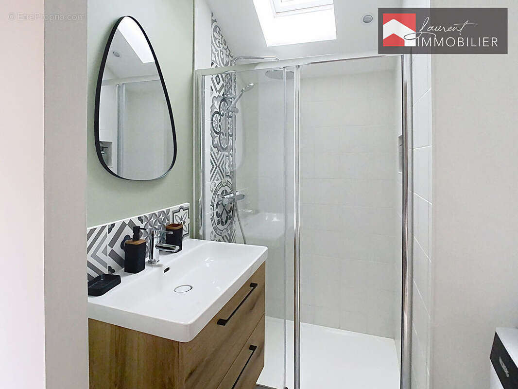 Appartement à MANZIAT