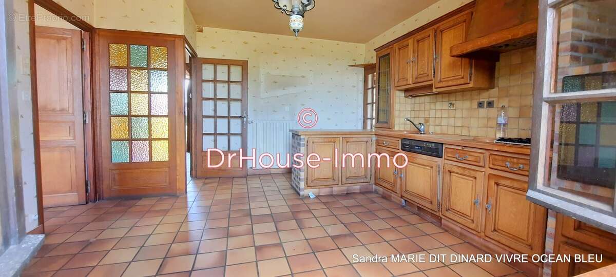 Maison à SAINT-HILAIRE-DU-HARCOUET