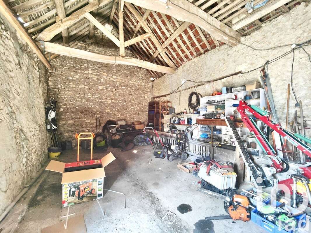 Maison 245 m² à Lommoye  - photo 4