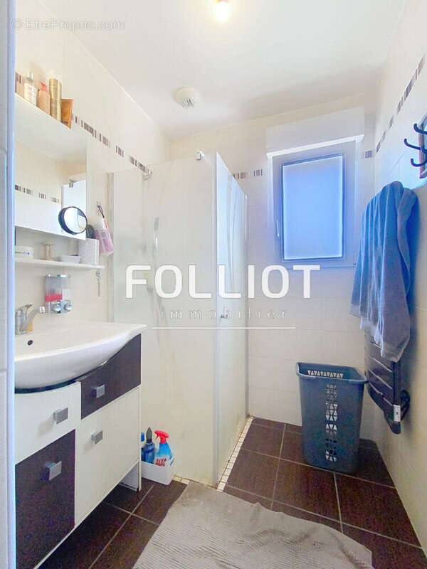 Maison à CROISILLES