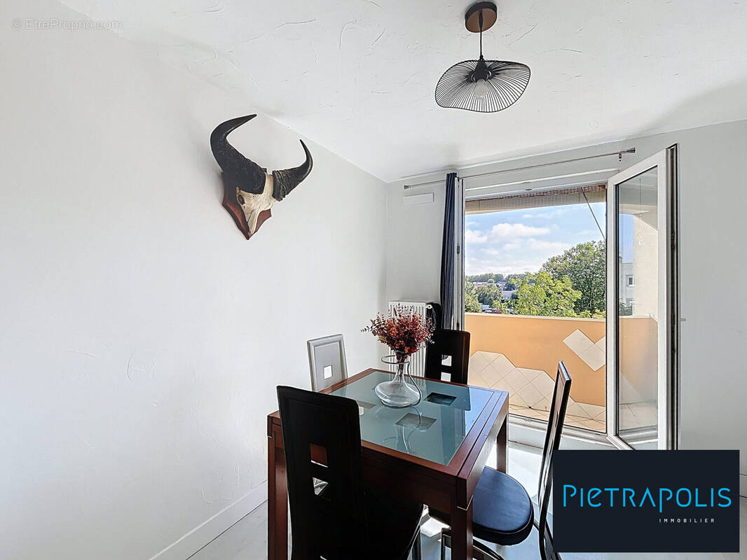 Appartement à CHEVIGNY-SAINT-SAUVEUR