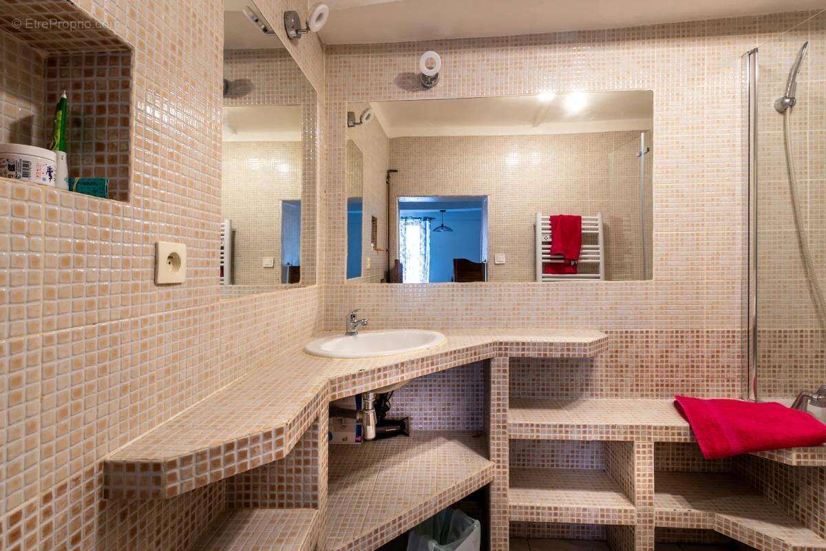Appartement à HYERES