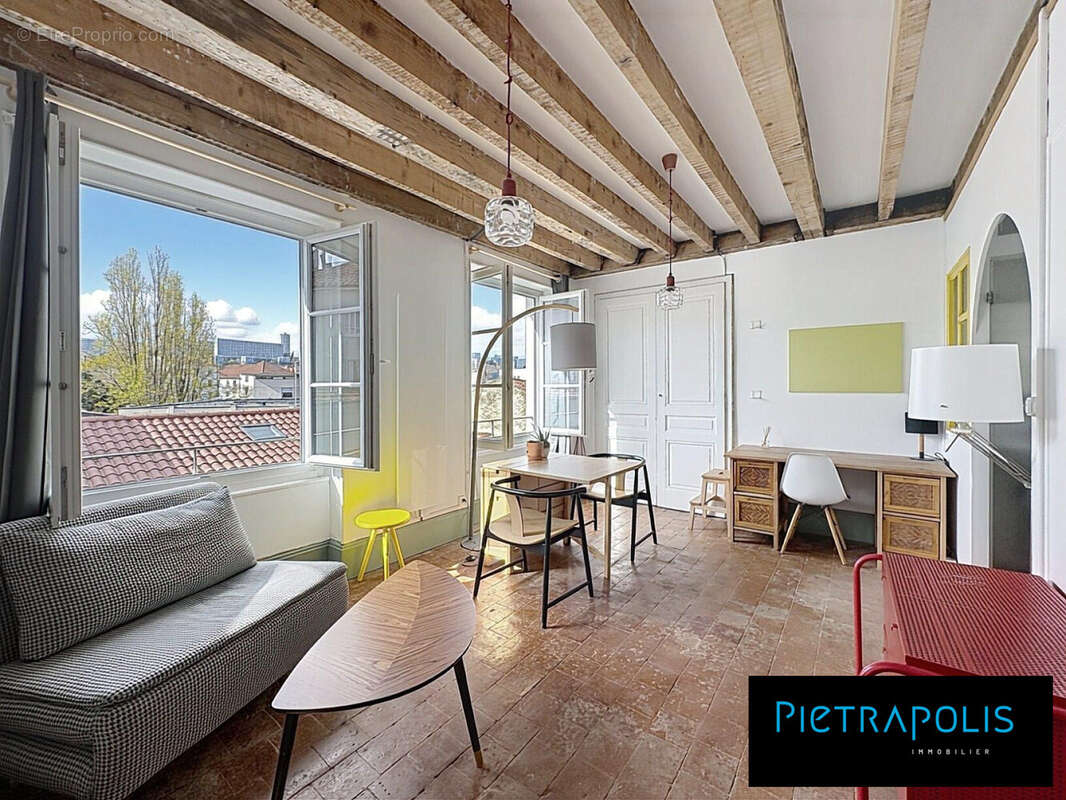 Appartement à LYON-9E