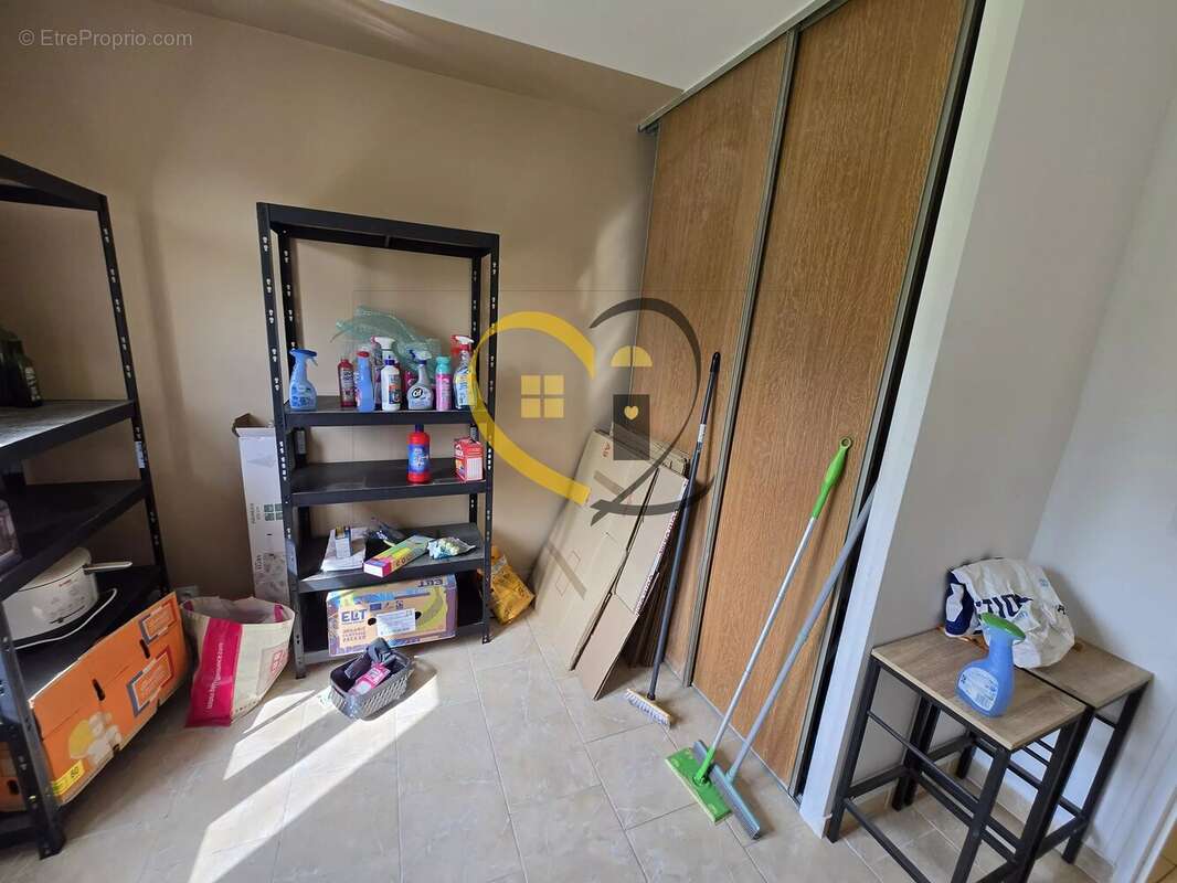 Maison à LES AIX-D'ANGILLON