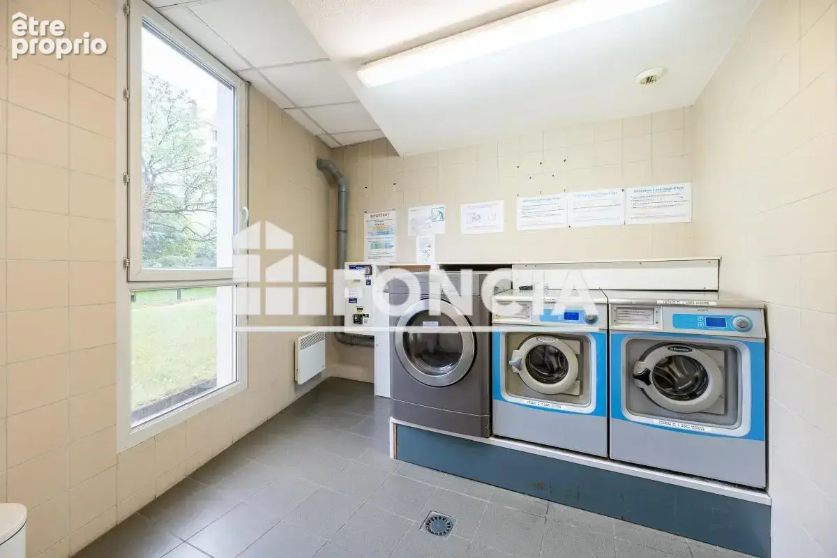 Vente - Appartement en résidence services - Studio - 18,03 m² - - photo 12